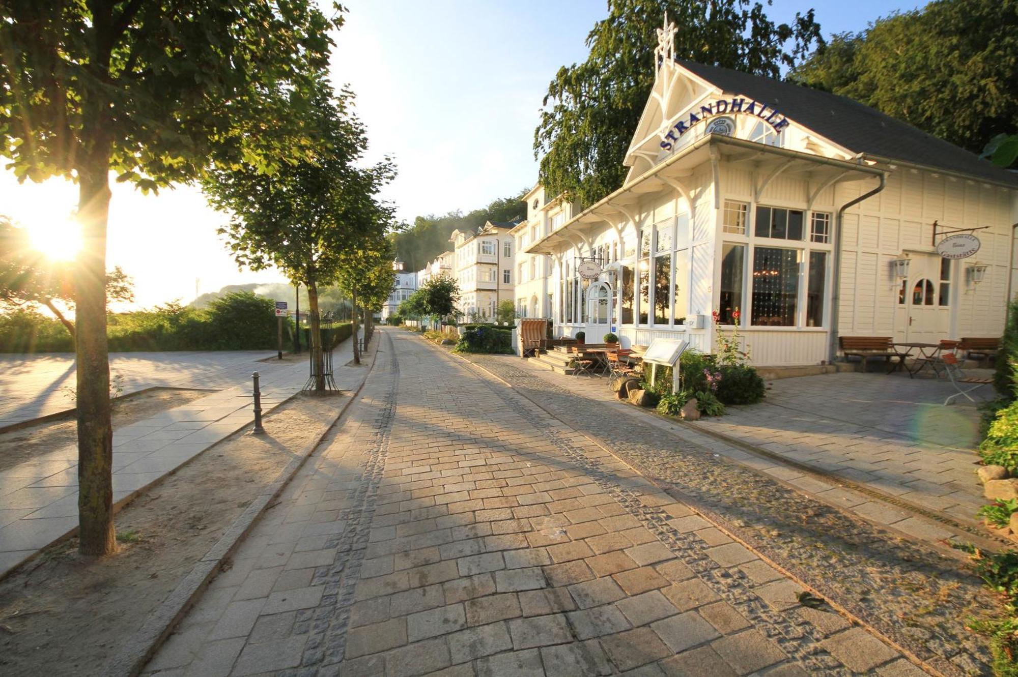 Ostsee Nr 22, Strandnah, Balkon, Meerblick, Strandkorb Saisonal Ostseebad Binz